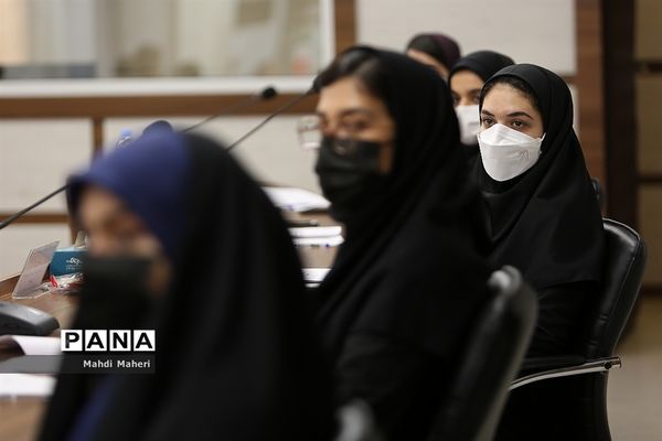 جلسه کارگروه تدوین سند دهمین دوره مجلس دانش‌آموزی