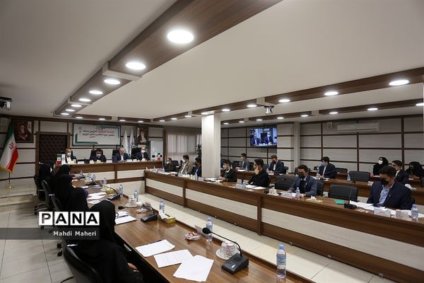 جلسه کارگروه تدوین سند دهمین دوره مجلس دانش‌آموزی