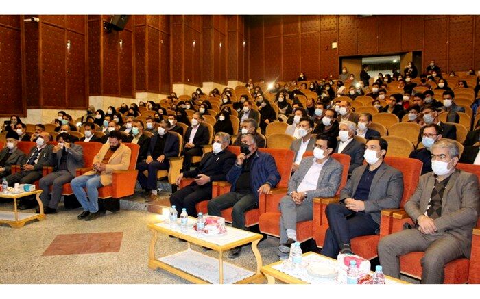 آیین تجلیل از برگزیدگان جشنواره فرهنگی، هنری دانش‌آموزی استان زنجان برگزار شد