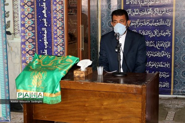 نماز جماعت ظهر و عصر در اداره  کل آموزش و پرورش استان بوشهر