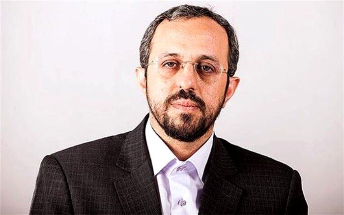 پاسخ دستیار رئیس مجلس به منتقدان مصوبه واردات خودرو