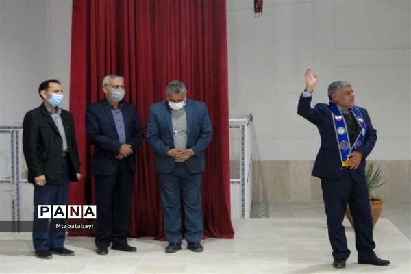 گردهمایی مربیان پیشتاز جرقویه سفلی با حضور مدیر سازمان دانش‌آموزی استان اصفهان