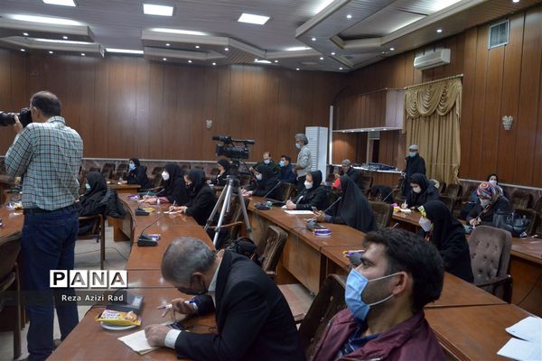 نشست خبری مدیر کل فرهنگ و ارشاد اسلامی آذربایجان شرقی