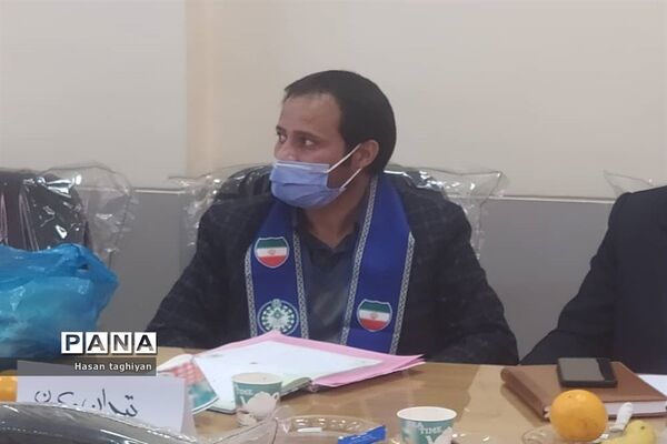 برگزاری جلسه هم اندیشی جذب و سازماندهی تعدادی از مناطق استان اصفهان در سازمان دانش‌آموزی