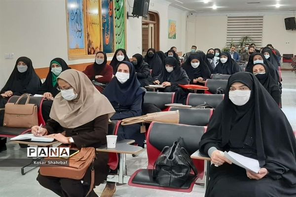 جلسه توجیهی معاونین و مربیان پرورشی در  رودهن