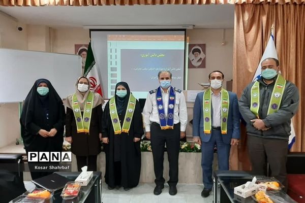 جلسه آموزشی بازمهندسی سازمان دانش‌آموزی  رودهن