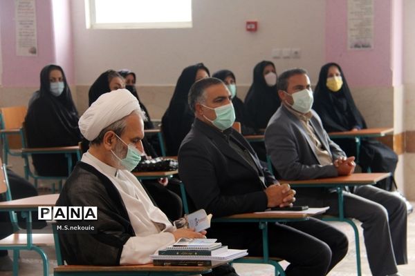 رونمایی از کتاب شهید علی لندی