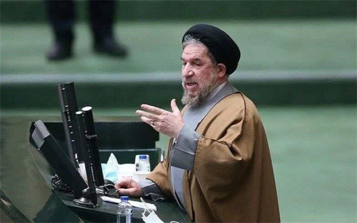 میرتاج‌الدینی: دولت یازدهم و دوازدهم در شاخص‌های اقتصادی نمره زیر ۱۰ می‌گیرد