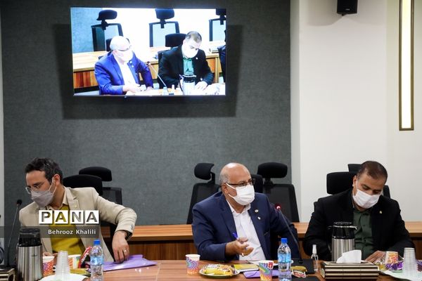 نشست قطب‌های شش گانه کانون‌های فرهنگی تربیتی کشور