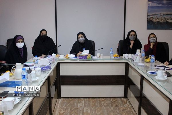 نشست هم اندیشی معاونت آموزش ابتدایی استان بوشهر