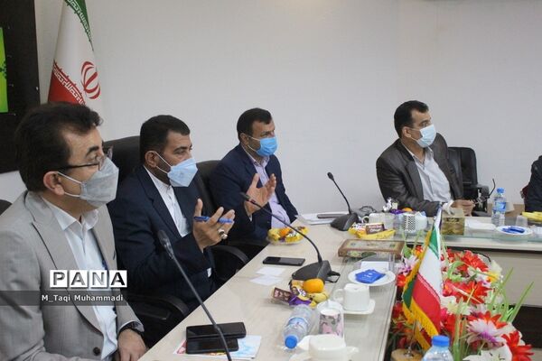 نشست هم اندیشی معاونت آموزش ابتدایی استان بوشهر