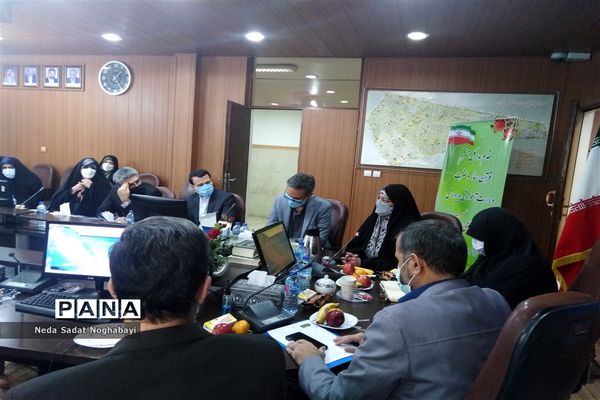 برگزاری جلسه کارشناس مسئولان قرآن، عترت و نماز مناطق شهر تهران در منطقه