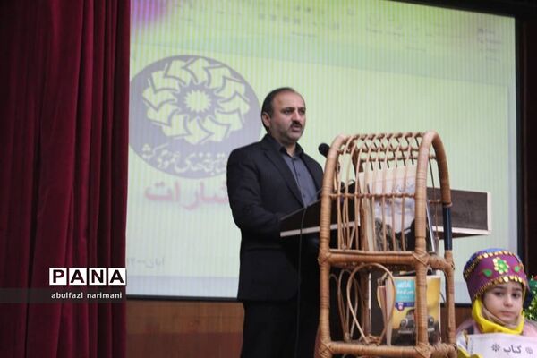 تقدیر از نویسندگان محمودآباد در هفته کتاب