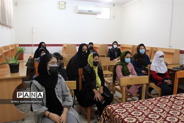 جشن کتابخوانی در شهرستان گلوگاه