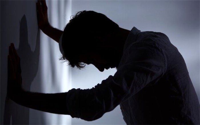 مردان وقتی به «آخر خط» می‌رسند درخواست کمک می‌کنند