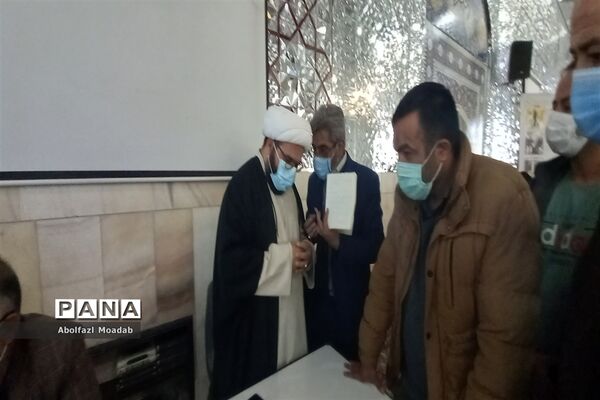 حضور نماینده مردم و مسئولین کاشمر در میز خدمت روز جمعه