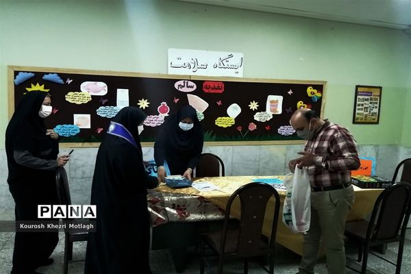 برگزاری اولین کارگاه مربی گری و داوری المپیاد رویش در شهرستان کازرون