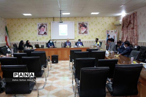 نشست توجیهی تبیین بازمهندسی اصول و فرآیندهای تشکیلات پیشتازان در ایرانشهر