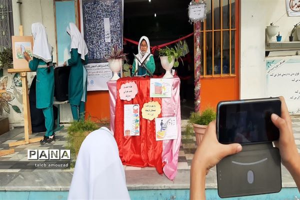 نمایشگاه کتاب در دبستان تربیت گلوگاه