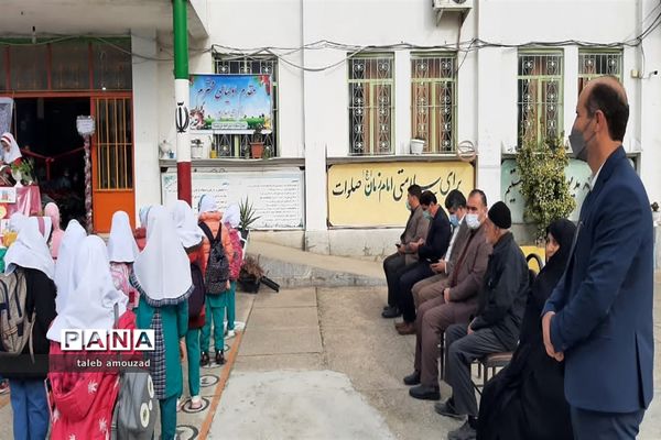 نمایشگاه کتاب در دبستان تربیت گلوگاه