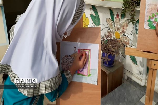 نمایشگاه کتاب در دبستان تربیت گلوگاه