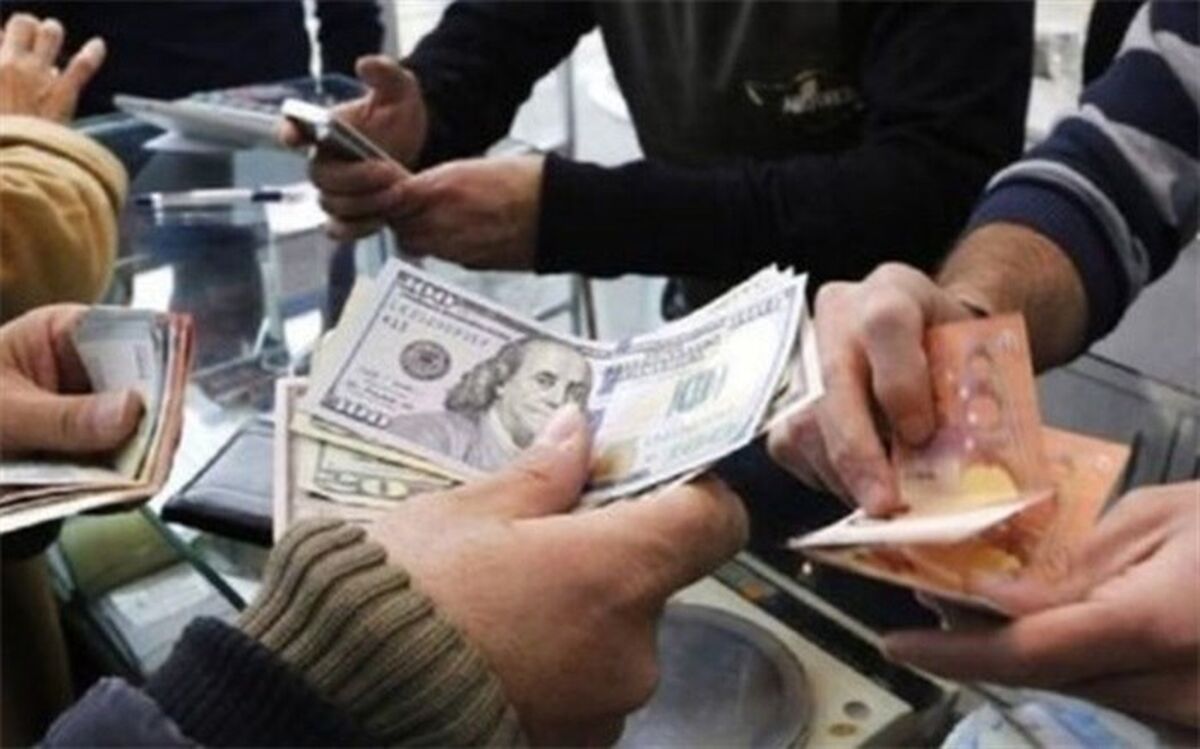 فروش ارز توسط صادرکنندگان زیاد شد