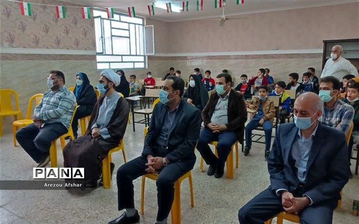 نواخته شدن زنگ نمادین هفته بسیج در بندر امام خمینی