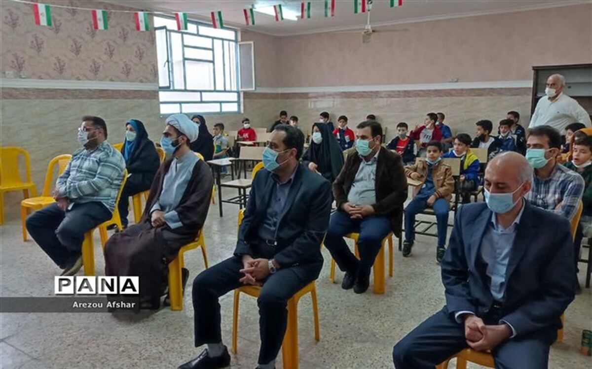 نواخته شدن زنگ نمادین هفته بسیج در بندر امام خمینی