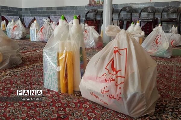 رزمایش نهضت کمک‌های مومنانه به مناسبت هفته بسیج در شهرستان خوسف