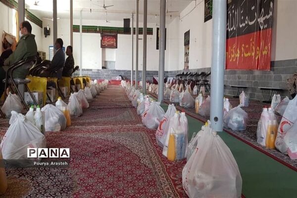 رزمایش نهضت کمک‌های مومنانه به مناسبت هفته بسیج در شهرستان خوسف