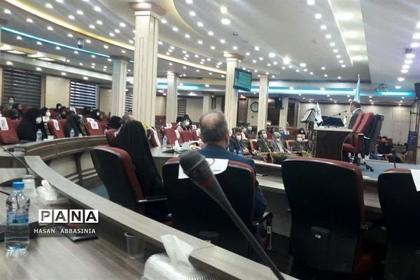 مراسم تقدیر از دانش‌آموزان سمپاد برگزیده در جشنواره کاپ استانی  قم