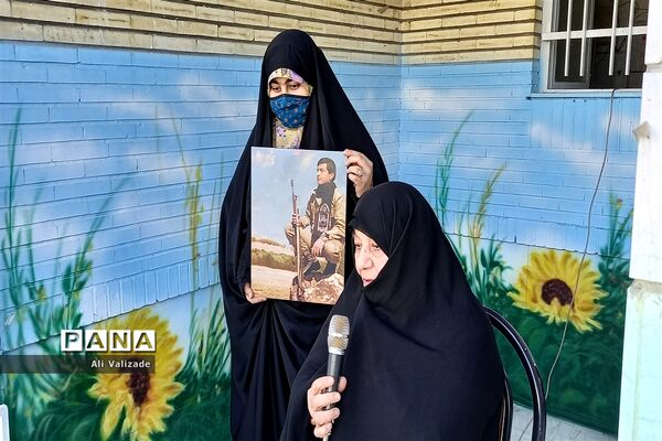 برگزاری مراسم هفته بسیج در دبیرستان فجر منطقه ۱۴