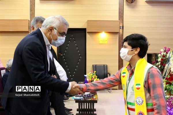 نشست بازمهندسی اصول و فرایندهای اجرایی تشکیلات پیشتازان در اهواز