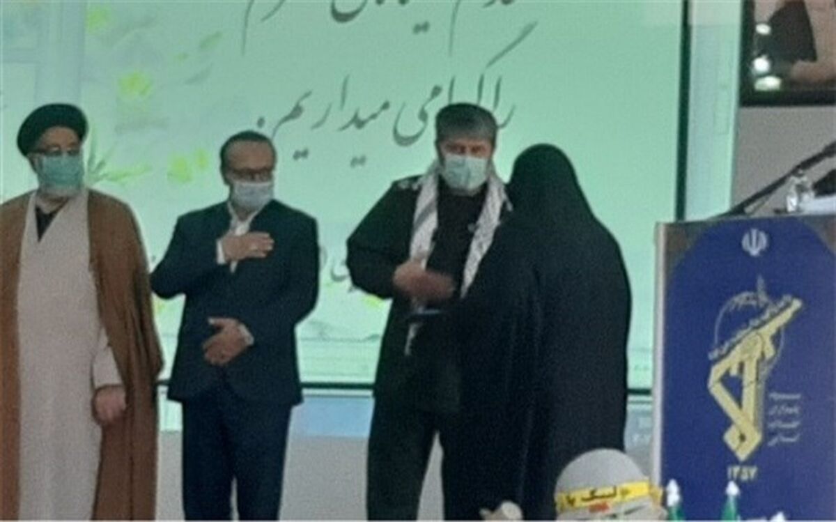 تجلیل از بسیجیان  نمونه جوادآباد