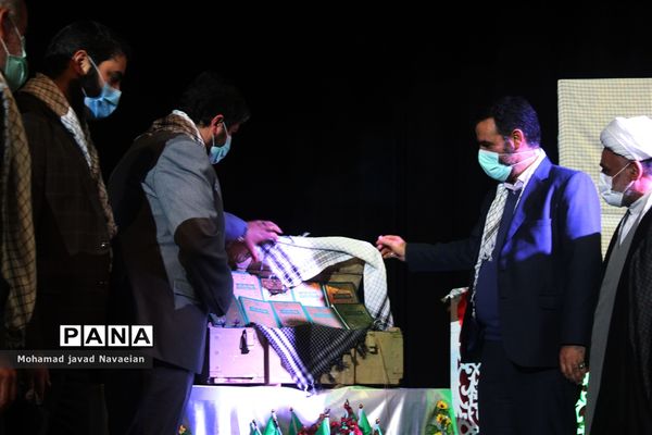 گردهمایی بزرگ بسیجیان منطقه ۱۵