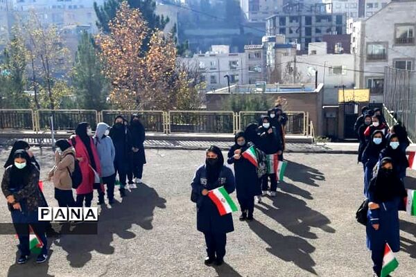 نواخته شدن زنگ ایثار در هنرستان آفرینش پردیس