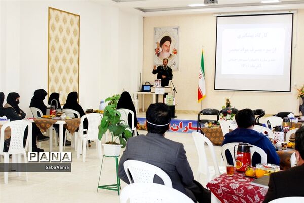 کارگاه پیشگیری از مصرف مواد مخدر در دبیرستان فرهنگ مرحوم فخرایی کاشمر