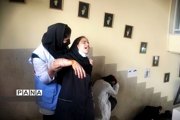 مانور زلزله همزمان با سراسر کشور در پردیس