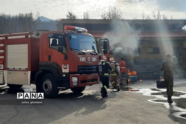برگزاری مراسم مانور زلزله در شهرستان دماوند