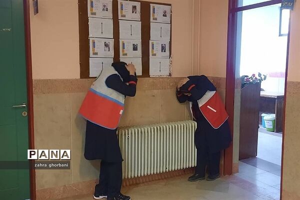 برگزاری مراسم مانور زلزله در شهرستان دماوند
