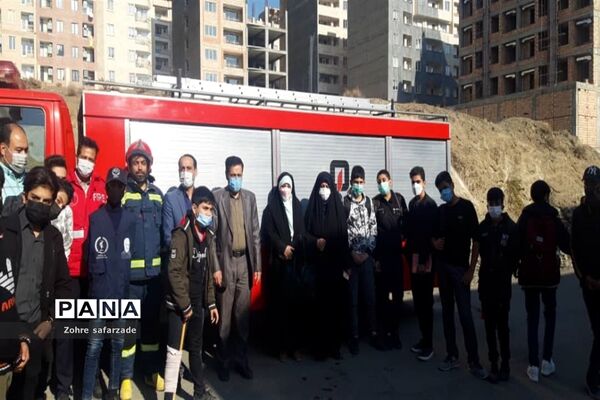 برگزاری مانورسراسری زلزله درمدارس رودهن