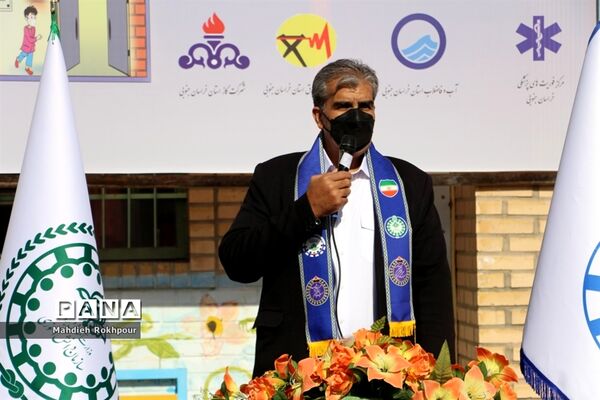 برگزاری بیست و سومین مانورسراسری زلزله در دبیرستان هاجر