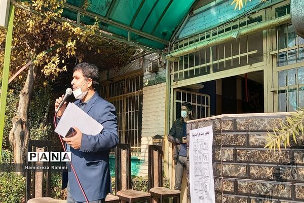 برگزاری مانور زلزله و اقدامات ایمنی در دبیرستان امام خمینی (ره) منطقه ۱۵