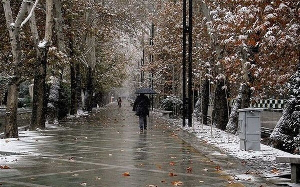 بارش باران و لطافت هوای پاییزی در گیلان