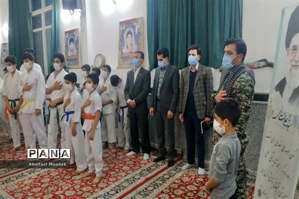 برگزاری بزرگترین گردهمایی بسیجیان روستای دهنو، خلیل‌آباد