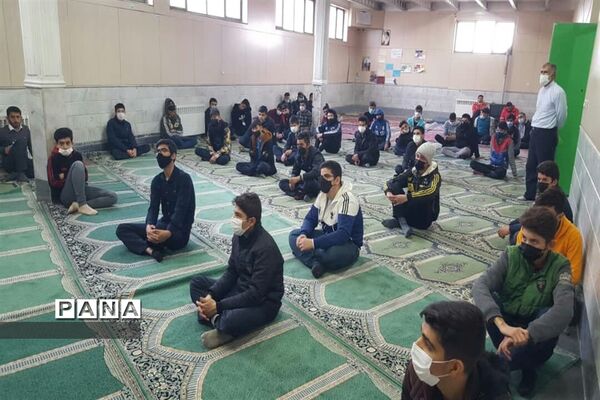 جلسات آموزشی مانور زلزله در مدارس قم