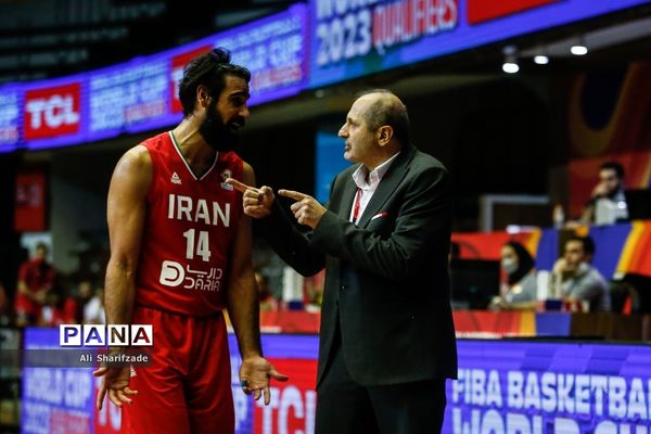 دیدار تیم‌های بسکتبال ایران و بحرین