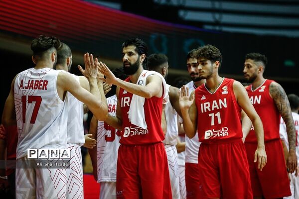 دیدار تیم‌های بسکتبال ایران و بحرین