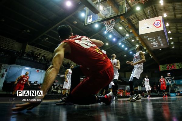 دیدار تیم‌های بسکتبال ایران و بحرین