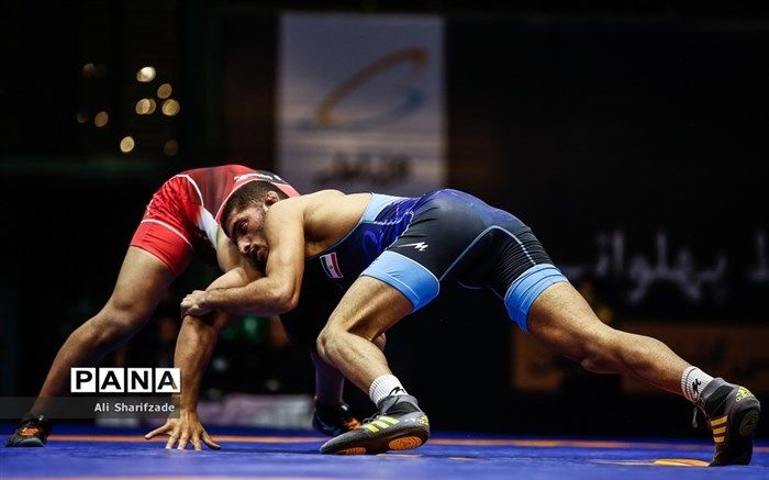 گزارش سایت معتبر روس از دوئل بزرگ وزن 86 کیلوگرم لیگ برتر کشتی آزاد